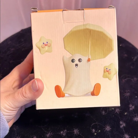 Rechargeable Ghost Night Light - Picture 2 of 6